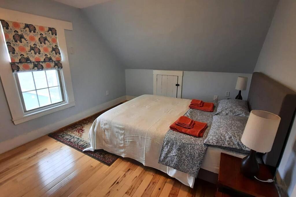 Guest Suite In Historical District Глостер Екстер'єр фото